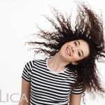 الکتریسیته مو چیست و چگونه از بین می‌رود؟